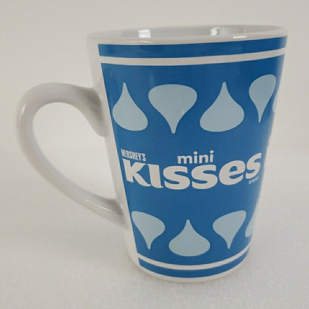 Hershey's Mini Kisses Mug Cup Hot Chocolate Coffee Tea Blue & White Galerie